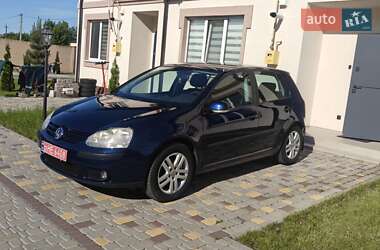 Хэтчбек Volkswagen Golf 2004 в Борисполе