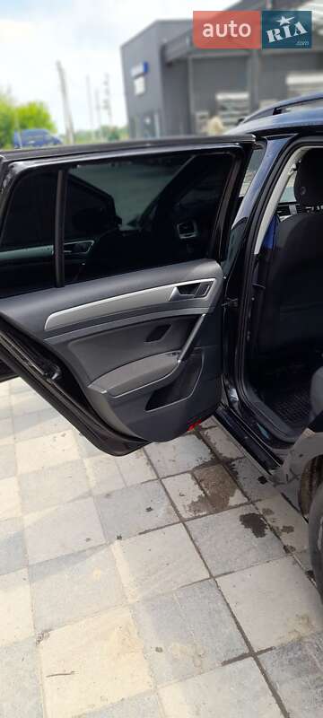 Універсал Volkswagen Golf 2014 в Львові