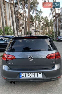 Хэтчбек Volkswagen Golf 2014 в 