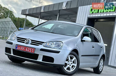 Хетчбек Volkswagen Golf 2005 в Володимирі