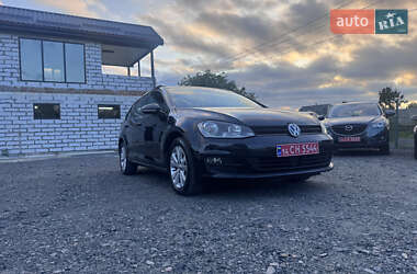 Универсал Volkswagen Golf 2016 в 