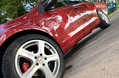 Хэтчбек Volkswagen Golf 2010 в 