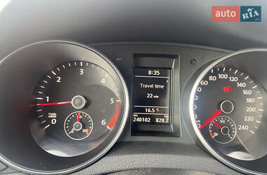 Универсал Volkswagen Golf 2010 в 