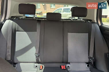 Хетчбек Volkswagen Golf 2013 в 