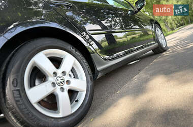 Хэтчбек Volkswagen Golf 2007 в 
