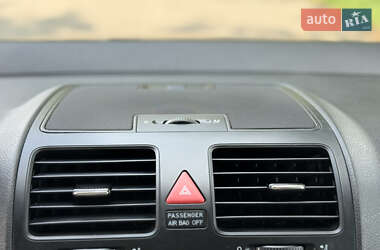 Хэтчбек Volkswagen Golf 2007 в 