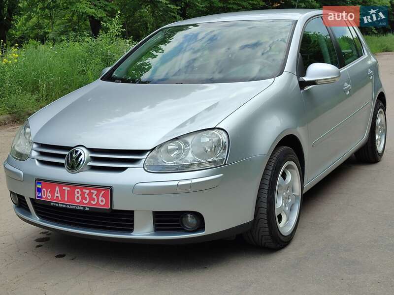 Хетчбек Volkswagen Golf 2006 в Жовтих Водах