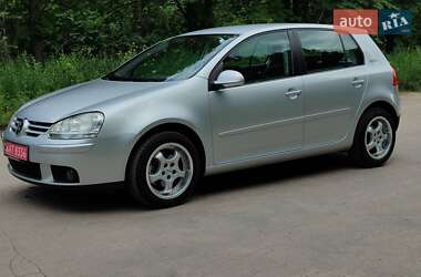 Хетчбек Volkswagen Golf 2006 в 