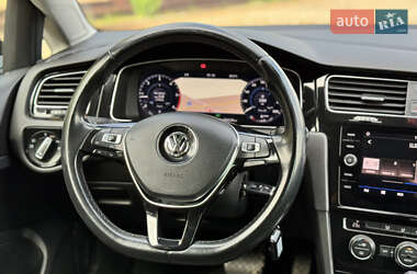 Універсал Volkswagen Golf 2017 в 