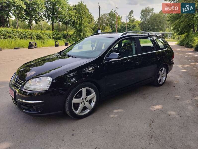 Універсал Volkswagen Golf 2008 в 