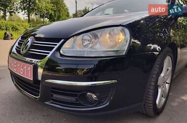Універсал Volkswagen Golf 2008 в 