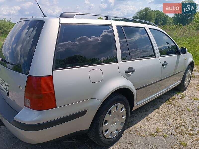 Универсал Volkswagen Golf 2000 в Луцке