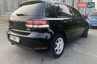 Хэтчбек Volkswagen Golf 2013 в Киеве