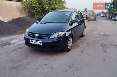 Хетчбек Volkswagen Golf 2005 в Хмельницькому