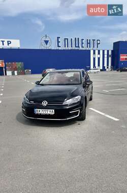 Хетчбек Volkswagen Golf 2019 в Кам'янець-Подільському