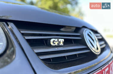 Хэтчбек Volkswagen Golf 2008 в 