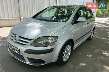 Хэтчбек Volkswagen Golf 2005 в Измаиле