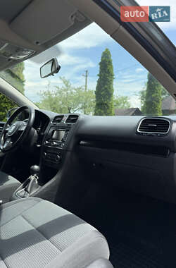 Универсал Volkswagen Golf 2011 в 
