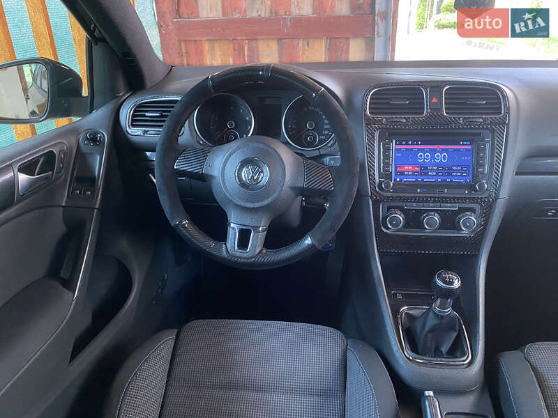 Хетчбек Volkswagen Golf 2009 в Мукачевому