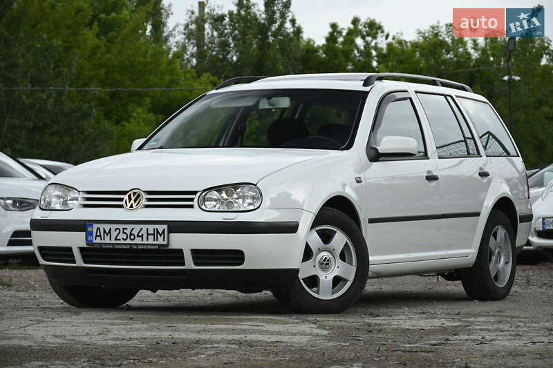Універсал Volkswagen Golf 2003 в Бердичеві