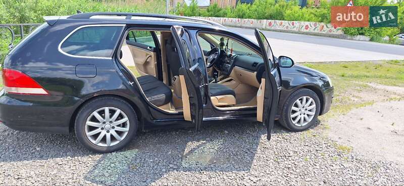 Універсал Volkswagen Golf 2008 в Вінниці