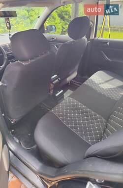 Универсал Volkswagen Golf 2000 в 