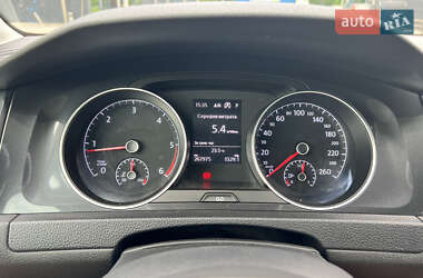 Универсал Volkswagen Golf 2017 в 