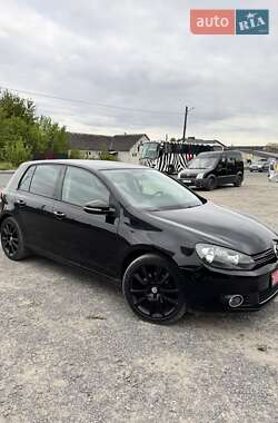 Хетчбек Volkswagen Golf 2010 в Турійську