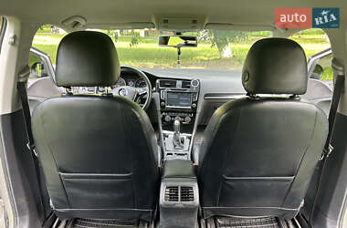 Хэтчбек Volkswagen Golf 2014 в 