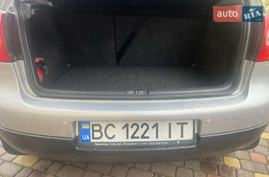 Хэтчбек Volkswagen Golf 2009 в 