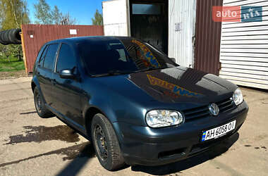 Хэтчбек Volkswagen Golf 1999 в Сумах