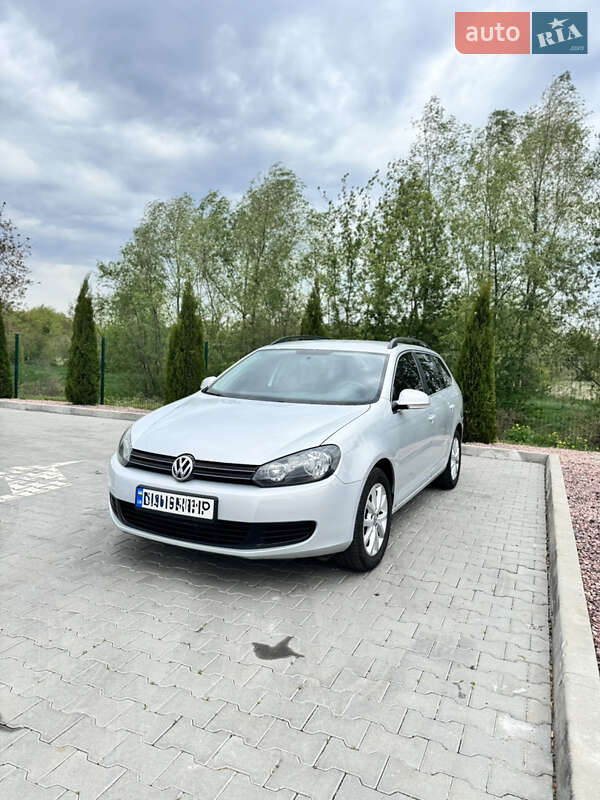 Універсал Volkswagen Golf 2013 в Хмельницькому
