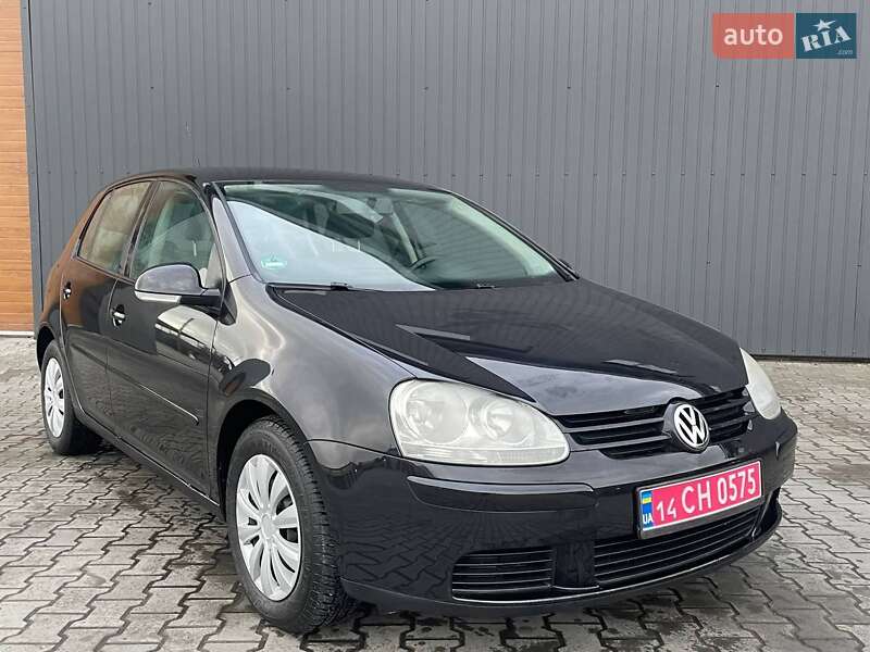 Хетчбек Volkswagen Golf 2008 в Івано-Франківську