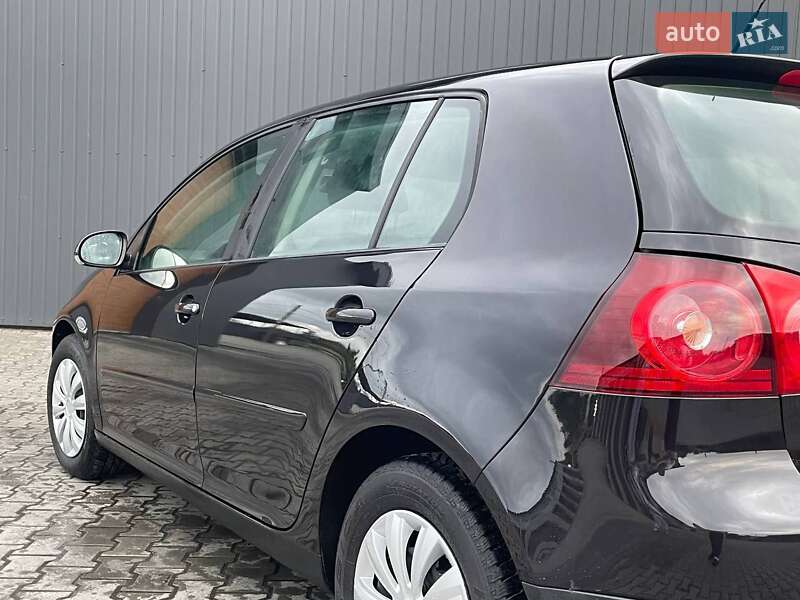 Хетчбек Volkswagen Golf 2008 в Івано-Франківську