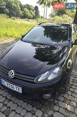 Универсал Volkswagen Golf 2010 в 