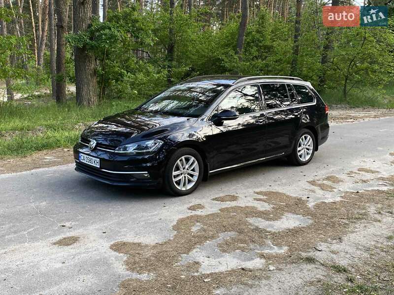 Універсал Volkswagen Golf 2018 в Черкасах