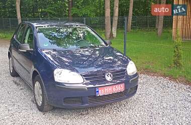 Хетчбек Volkswagen Golf 2009 в Радивиліві