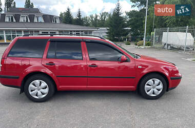 Универсал Volkswagen Golf 2005 в 