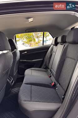 Хетчбек Volkswagen Golf 2022 в 
