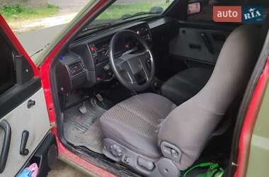Хэтчбек Volkswagen Golf 1989 в 