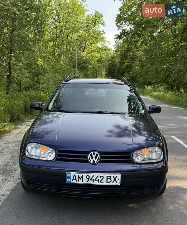 Универсал Volkswagen Golf 2002 в Житомире