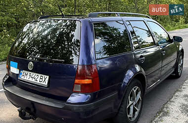 Универсал Volkswagen Golf 2002 в 
