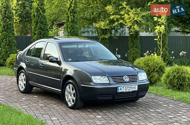 Хетчбек Volkswagen Golf 2003 в Івано-Франківську