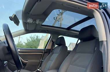 Универсал Volkswagen Golf 2010 в 