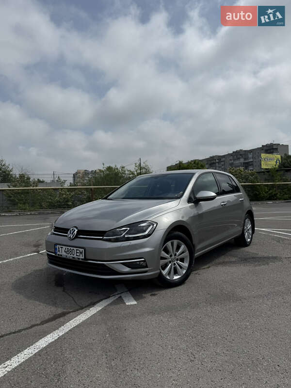 Volkswagen Golf 2020