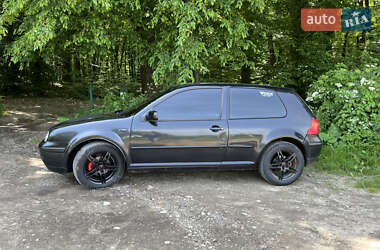 Хэтчбек Volkswagen Golf 1998 в 