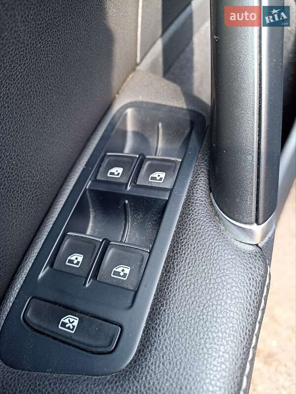 Универсал Volkswagen Golf 2015 в Луцке