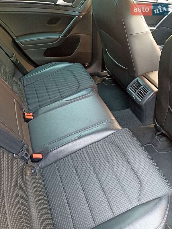 Универсал Volkswagen Golf 2015 в Луцке