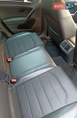 Универсал Volkswagen Golf 2015 в 