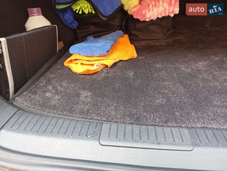 Универсал Volkswagen Golf 2015 в Луцке